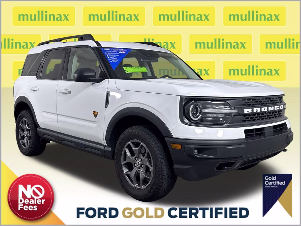 2023 Oxford White Ford Bronco Sport Badlands 4X4 SUV