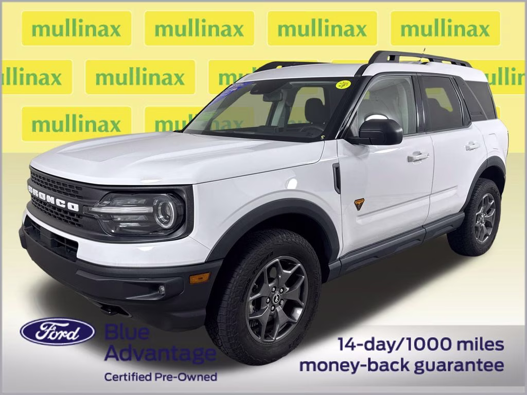 2023 Oxford White Ford Bronco Sport Badlands 4X4 SUV