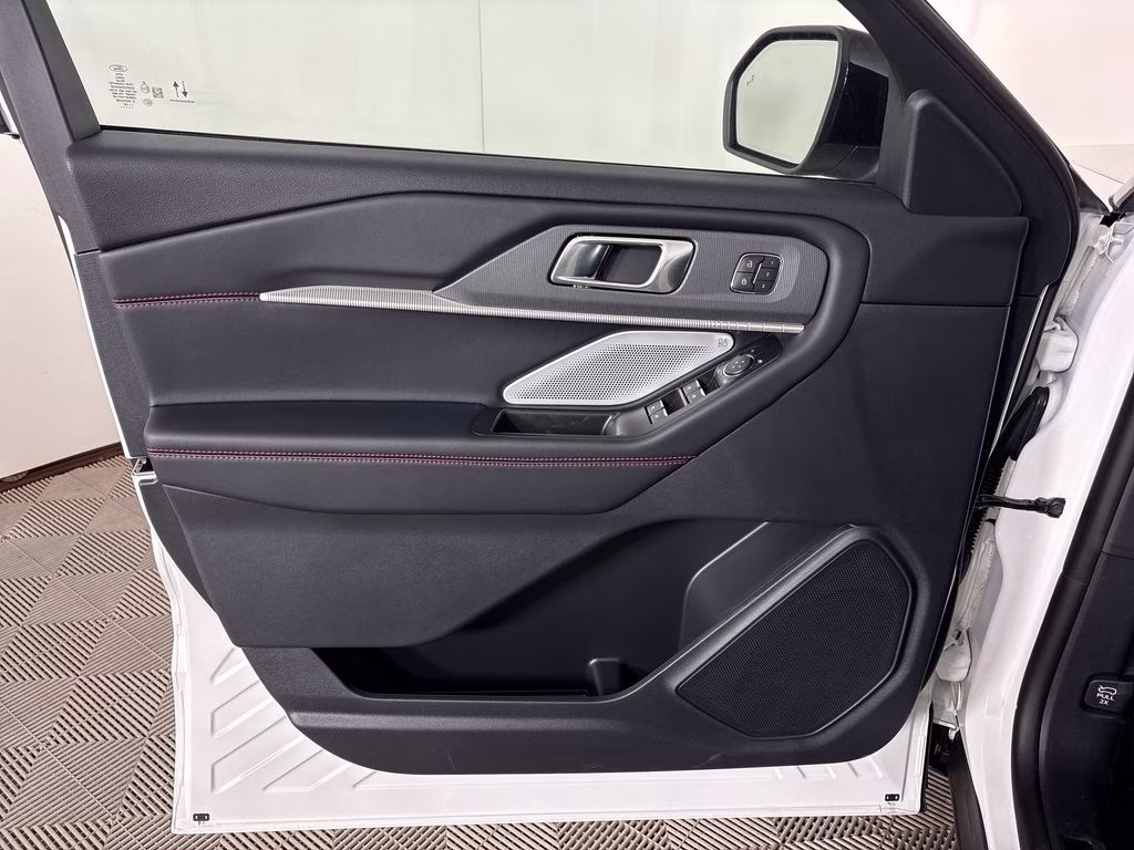 2026 White Metallic Ford Explorer ST 4X4 SUV