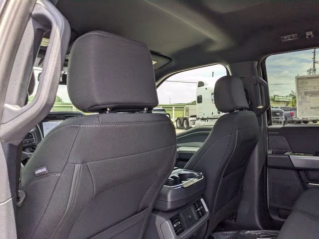2026 Avalanche Ford F-150 XLT 4X4 Truck
