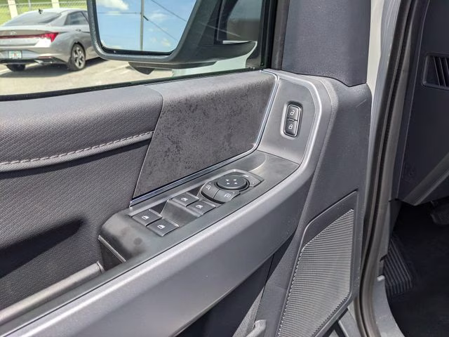 2026 Avalanche Ford F-150 XLT 4X4 Truck
