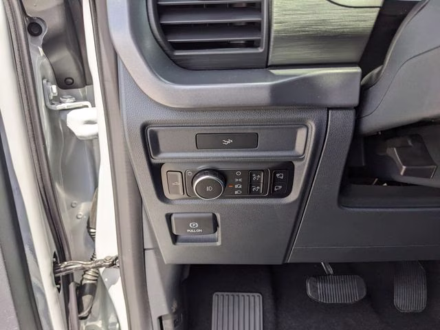 2026 Avalanche Ford F-150 XLT 4X4 Truck