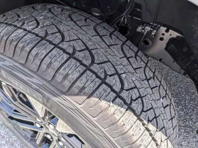 2026 Avalanche Ford F-150 XLT 4X4 Truck