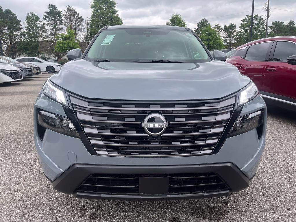 2026 Boulder Gray Pearl Nissan Rogue FWD SUV