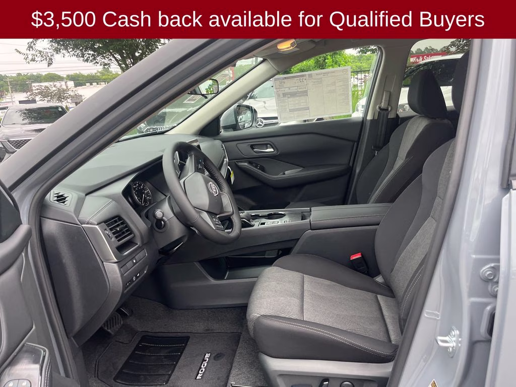 2026 Boulder Gray Pearl Nissan Rogue SV FWD SUV