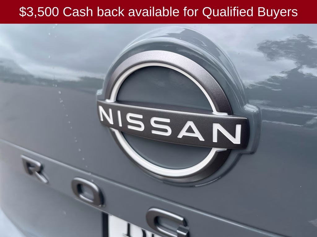 2026 Boulder Gray Pearl Nissan Rogue SV FWD SUV