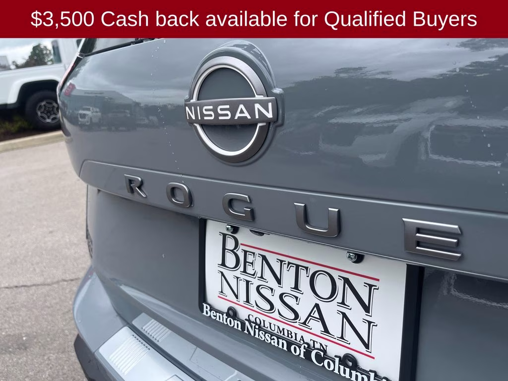 2026 Boulder Gray Pearl Nissan Rogue SV FWD SUV