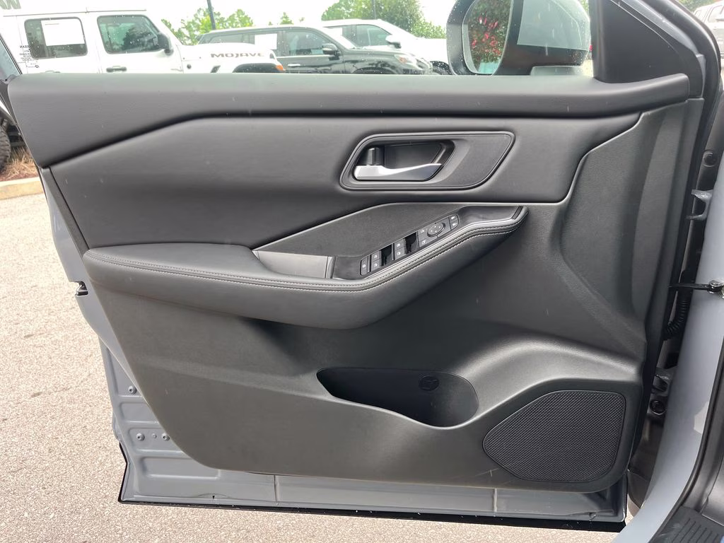 2026 Boulder Gray Pearl Nissan Rogue FWD SUV