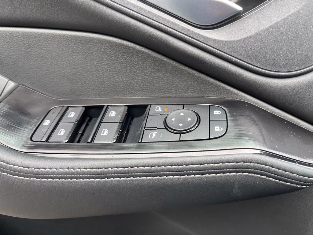 2026 Boulder Gray Pearl Nissan Rogue FWD SUV