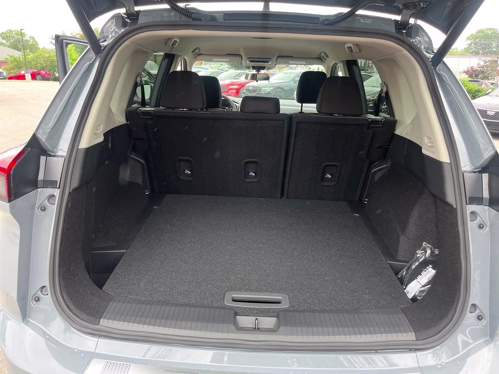 2026 Boulder Gray Pearl Nissan Rogue FWD SUV