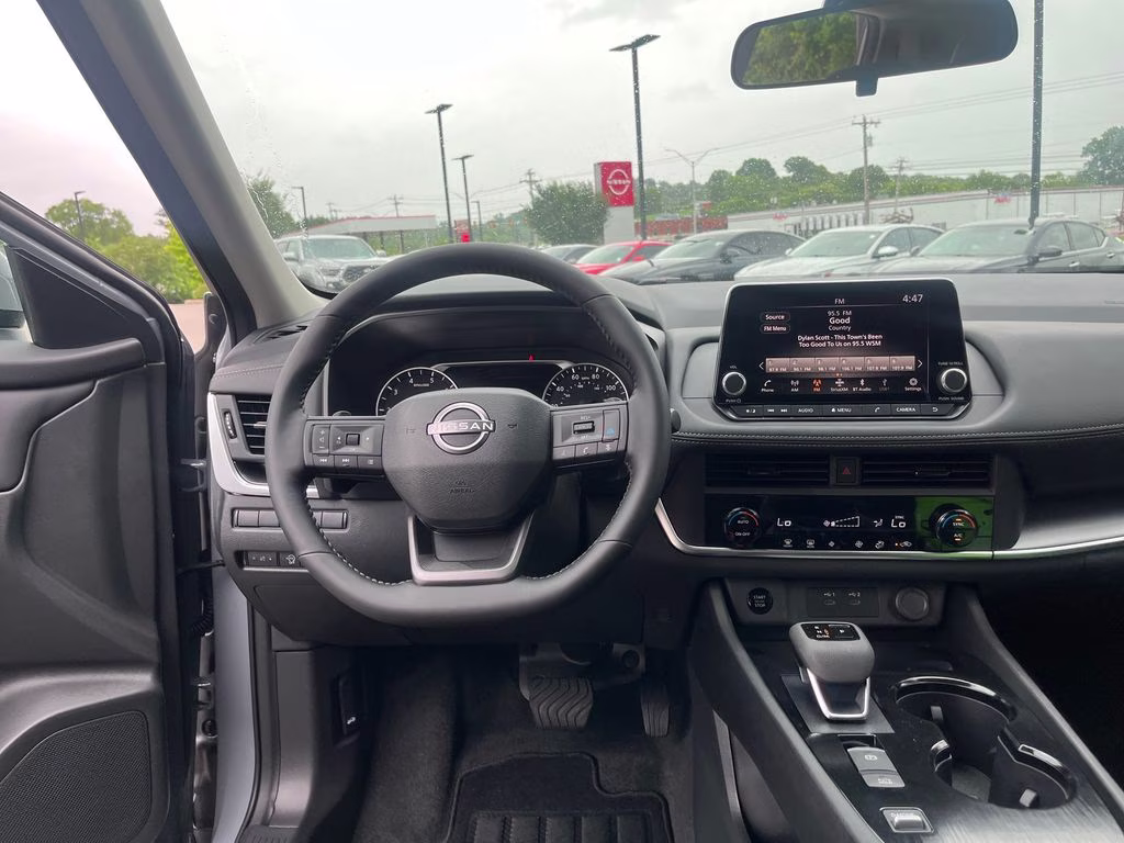 2026 Boulder Gray Pearl Nissan Rogue FWD SUV