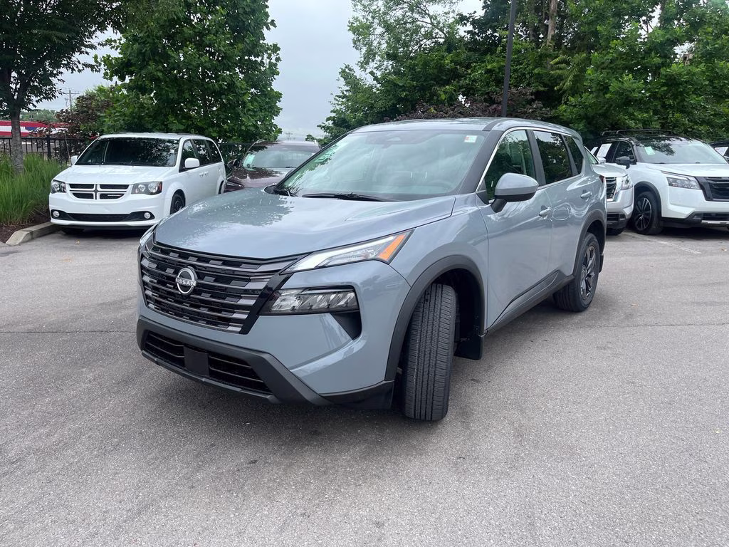 2026 Boulder Gray Pearl Nissan Rogue FWD SUV