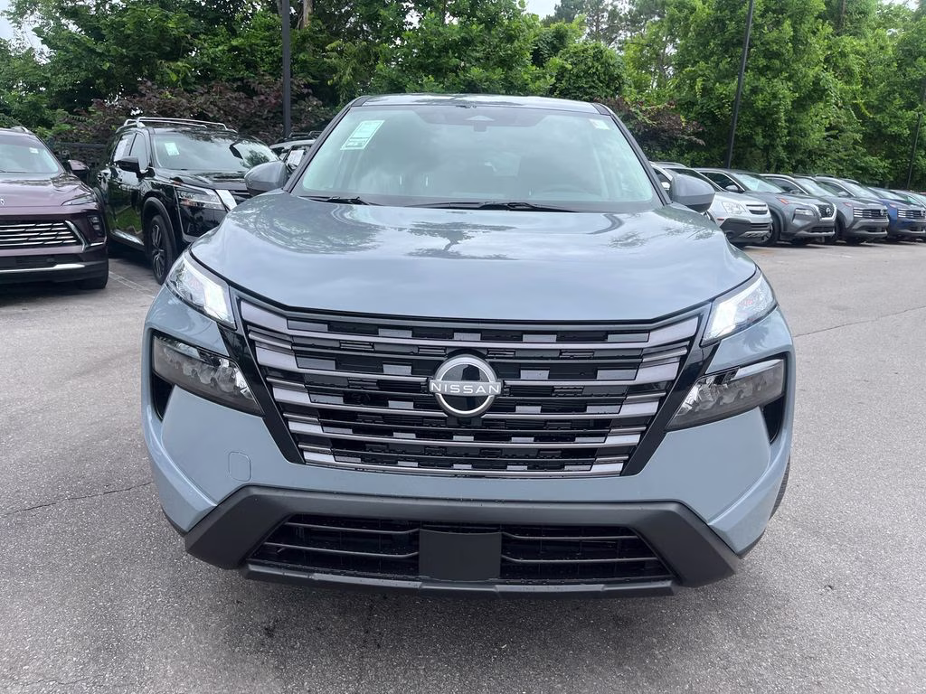 2026 Boulder Gray Pearl Nissan Rogue FWD SUV