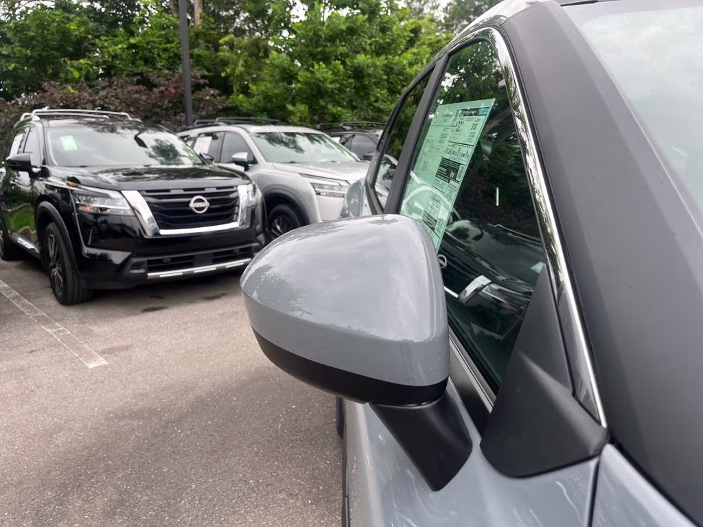 2026 Boulder Gray Pearl Nissan Rogue FWD SUV