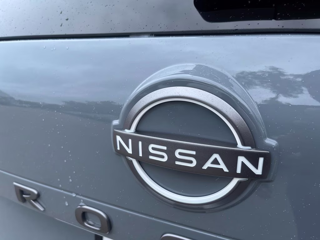 2026 Boulder Gray Pearl Nissan Rogue FWD SUV