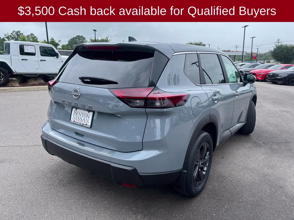 2026 Boulder Gray Pearl Nissan Rogue SV FWD SUV