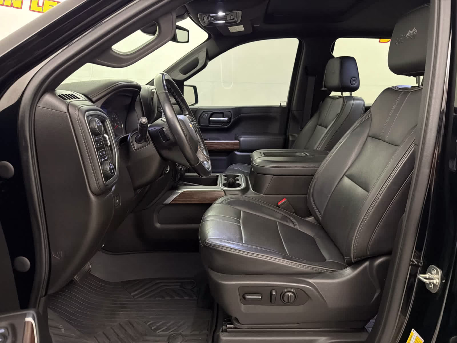 2021 Black Chevrolet Silverado 1500 High Country 4X4 Truck