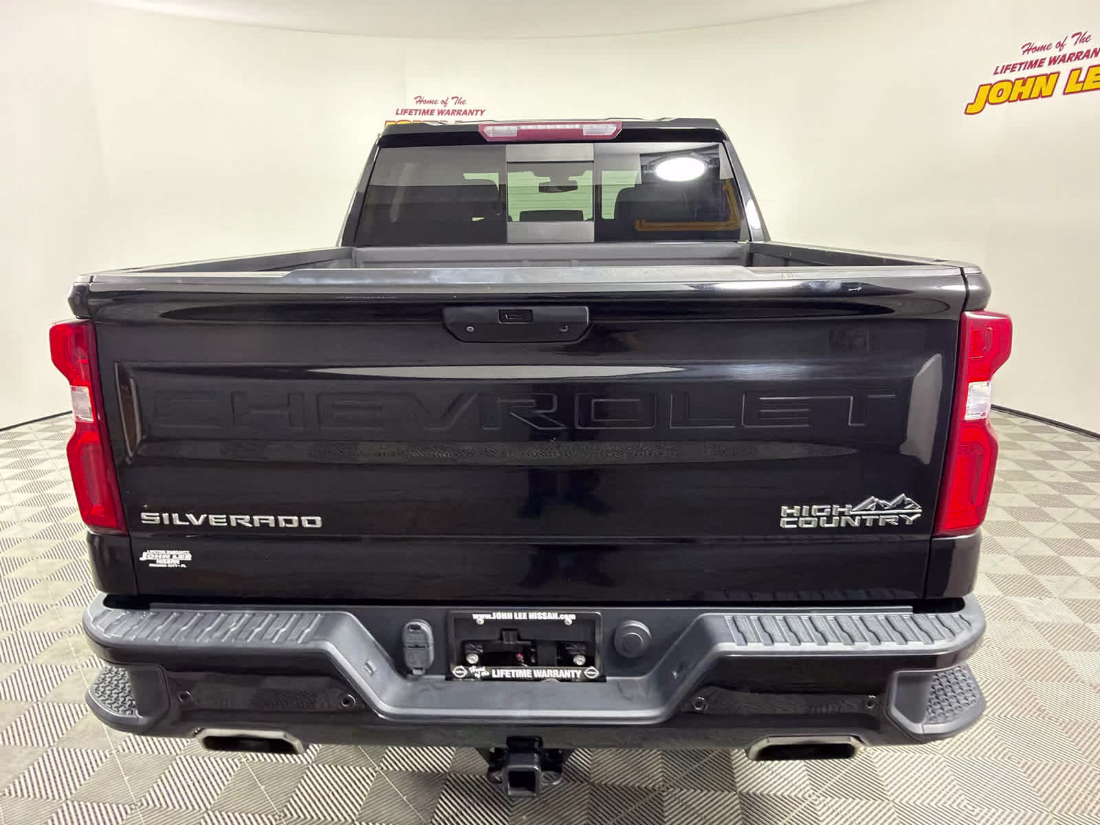2021 Black Chevrolet Silverado 1500 High Country 4X4 Truck