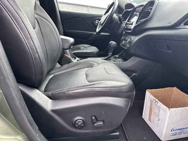 2020 Olive Green Pearlcoat Jeep Cherokee Limited 4X4 SUV