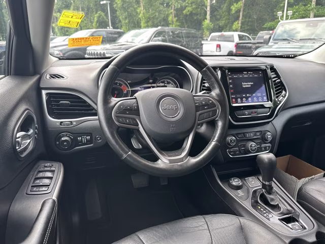 2020 Olive Green Pearlcoat Jeep Cherokee Limited 4X4 SUV