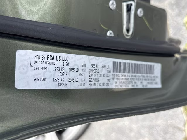2020 Olive Green Pearlcoat Jeep Cherokee Limited 4X4 SUV