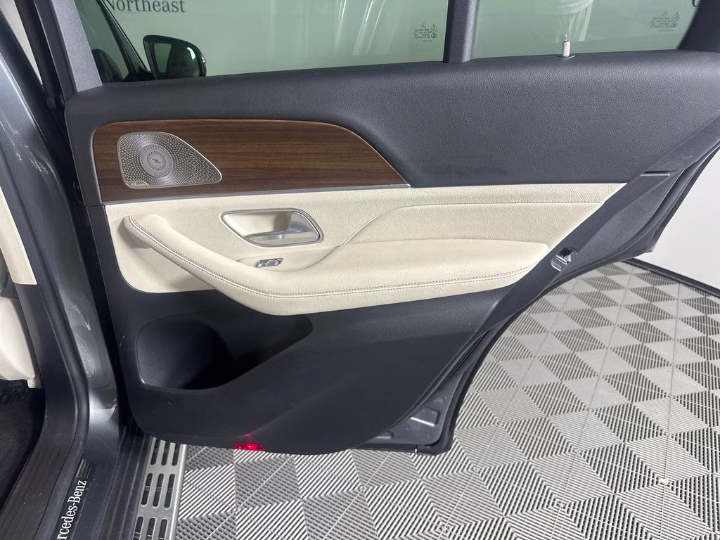 2021 Selenite Gray Metallic Mercedes-Benz GLE GLE 350 RWD SUV
