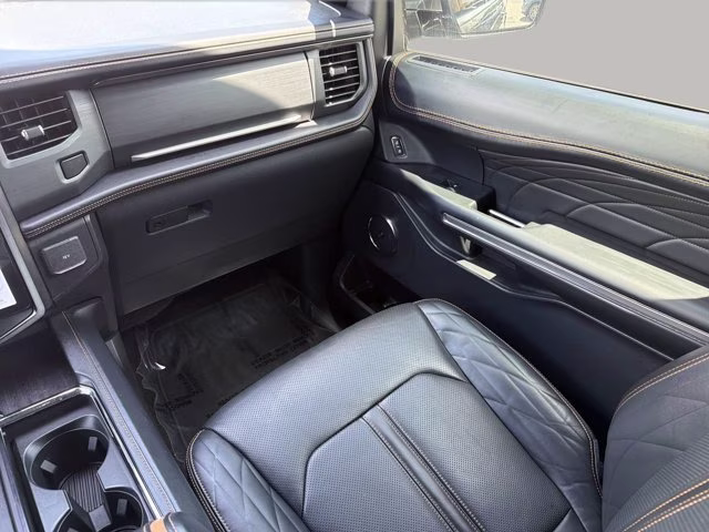 2022 Blue Metallic Ford Expedition Max Platinum RWD SUV