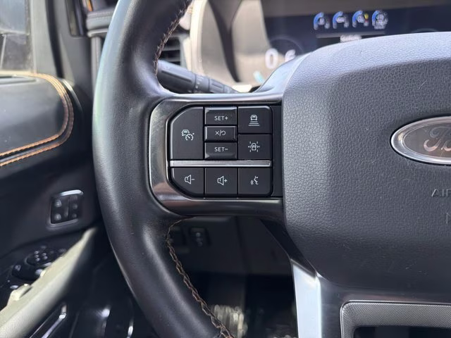 2022 Blue Metallic Ford Expedition Max Platinum RWD SUV