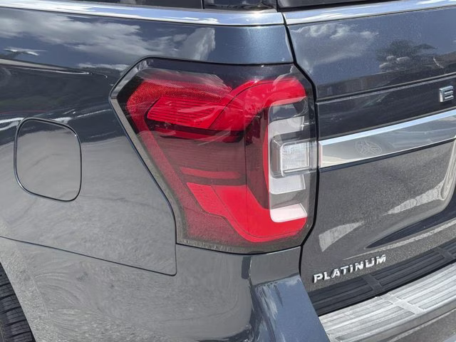 2022 Blue Metallic Ford Expedition Max Platinum RWD SUV