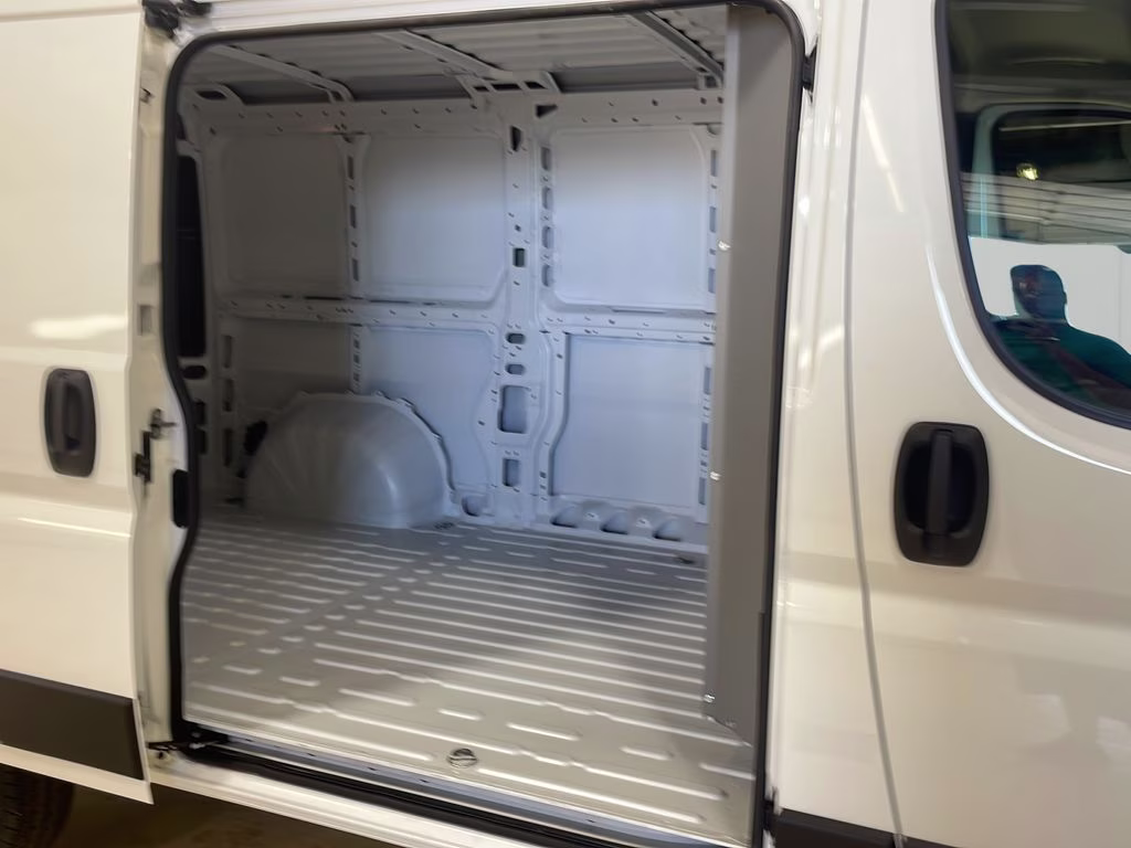 2026 Bright White Clearcoat Ram ProMaster 1500 Low Roof FWD Van
