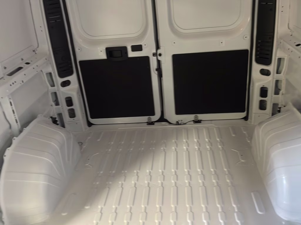 2026 Bright White Clearcoat Ram ProMaster 1500 Low Roof FWD Van