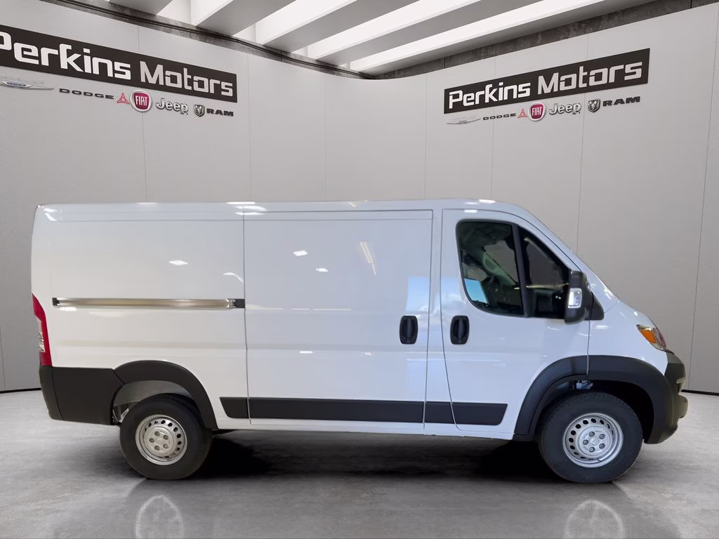 2026 Bright White Clearcoat Ram ProMaster 1500 Low Roof FWD Van