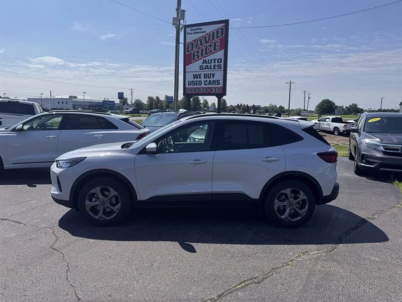 2025 Space Silver Ford Escape ST-Line Select AWD SUV
