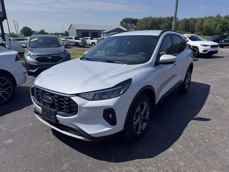2025 Space Silver Ford Escape ST-Line Select AWD SUV