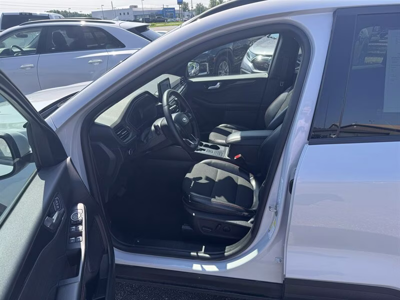2025 Space Silver Ford Escape ST-Line Select AWD SUV