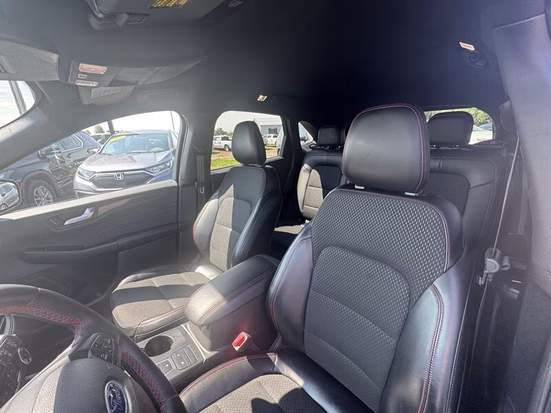 2025 Space Silver Ford Escape ST-Line Select AWD SUV