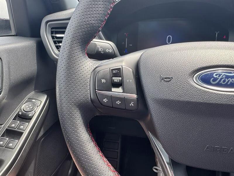 2025 Space Silver Ford Escape ST-Line Select AWD SUV