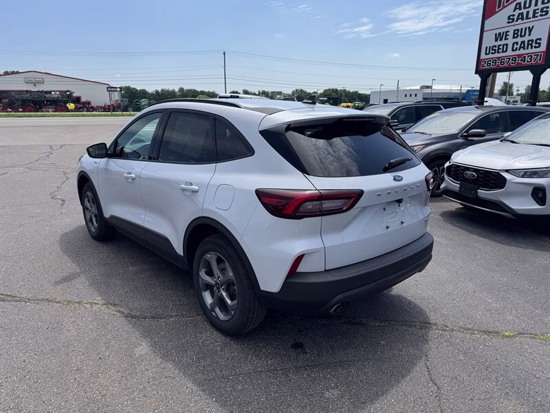 2025 Space Silver Ford Escape ST-Line Select AWD SUV
