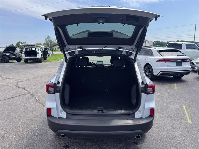 2025 Space Silver Ford Escape ST-Line Select AWD SUV