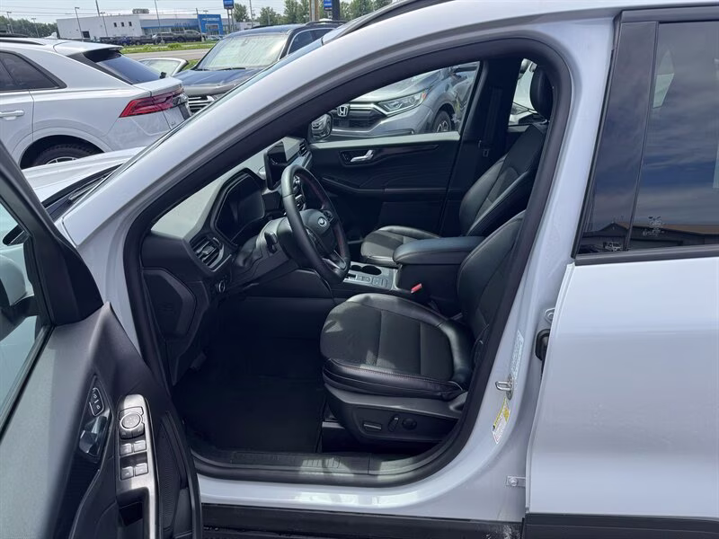2025 Space Silver Ford Escape ST-Line Select AWD SUV