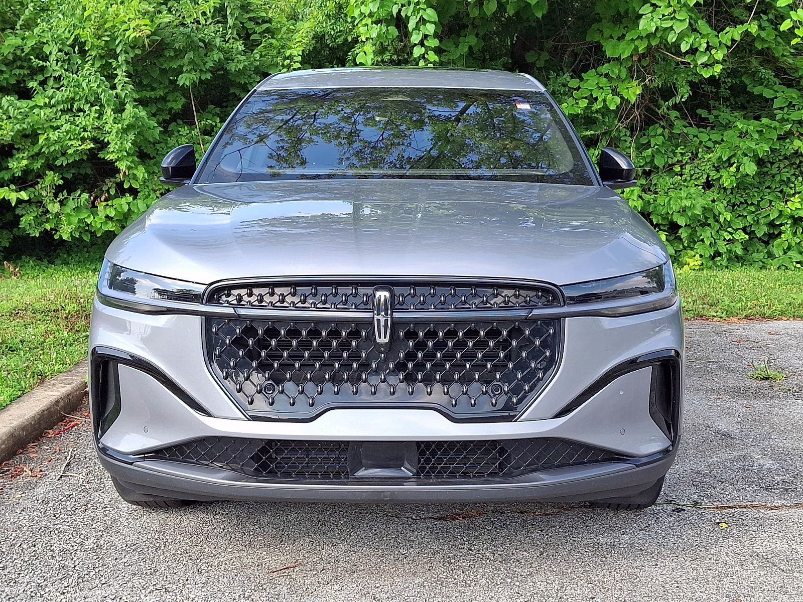 2024 Gray Metallic Lincoln Nautilus Premiere AWD