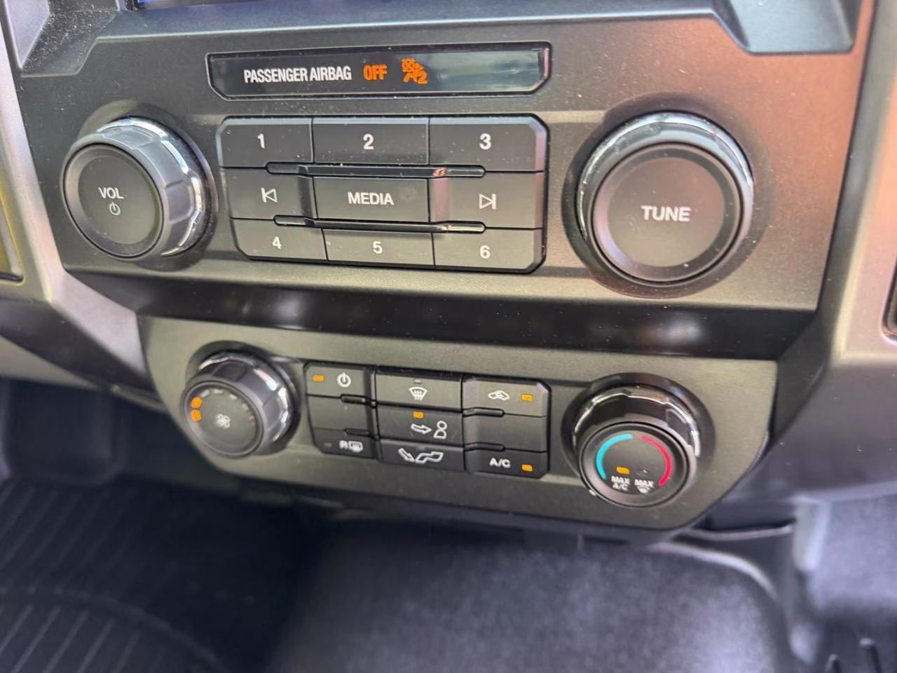 2020 Agate Black Metallic Ford F-150 XLT 4X4 Truck