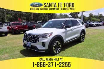 2026 White Ford Explorer Platinum 4X4 SUV
