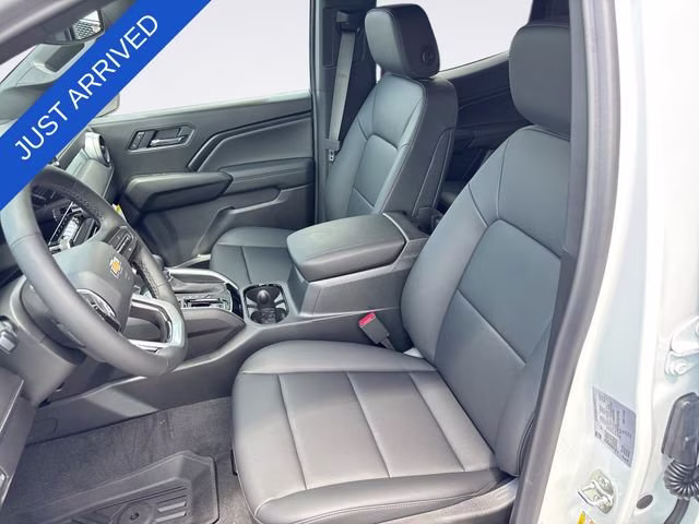 2026 Summit White Chevrolet Colorado LT RWD Truck