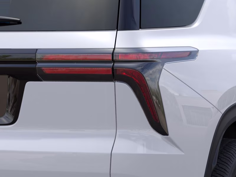 2026 Summit White Chevrolet Traverse LT FWD SUV