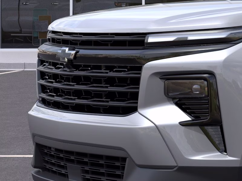 2026 Sterling Gray Metallic Chevrolet Traverse LT FWD SUV