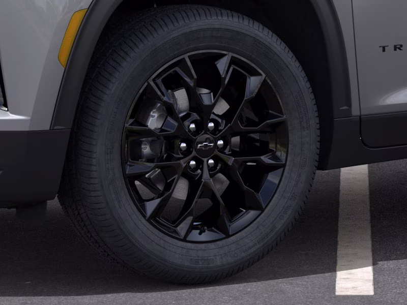 2026 Sterling Gray Metallic Chevrolet Traverse LT FWD SUV