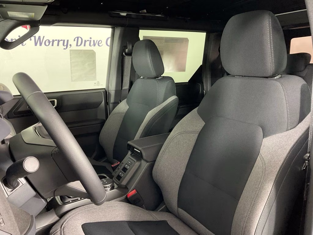 2026 Oxford White Ford Bronco Big Bend 4X4 SUV