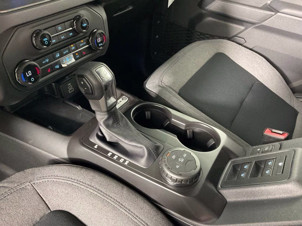 2026 Oxford White Ford Bronco Big Bend 4X4 SUV