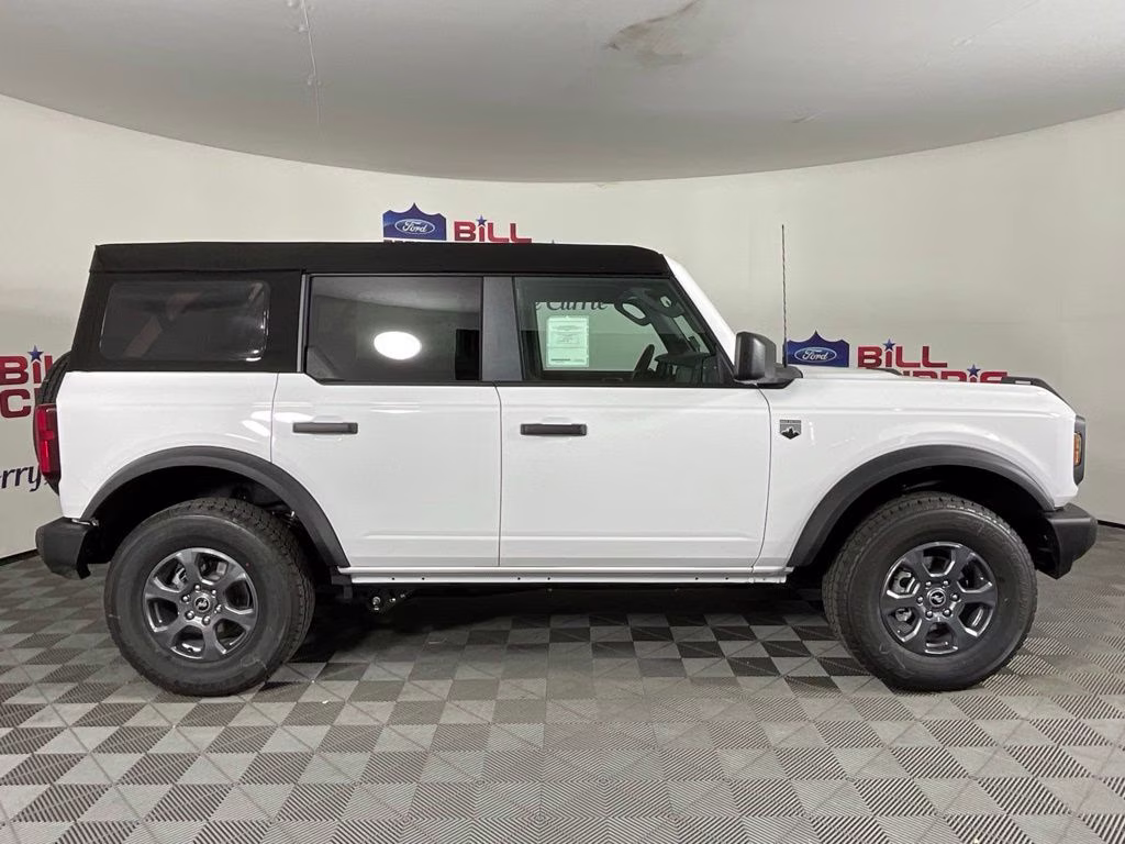 2026 Oxford White Ford Bronco Big Bend 4X4 SUV